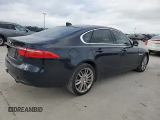 2017 Jaguar XF 35t Prestige with VIN SAJBE4BV6HCY30939, listed as a Copart auction lot 86361114 with 61,814 mi miles and Salvage Title. Bid and sale history available at carsss.com. Image 3.