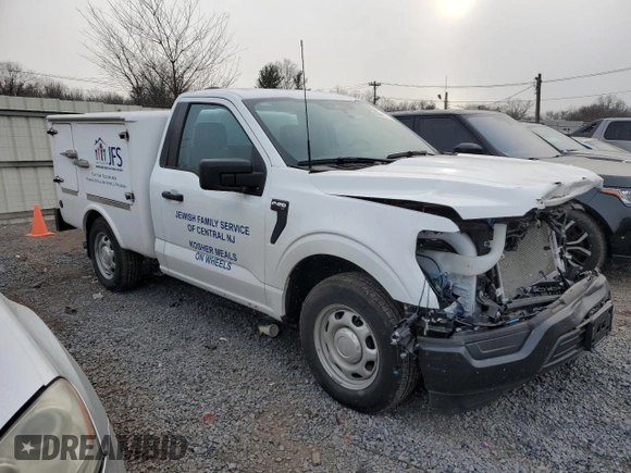 2023 Ford F-150 XL with VIN 1FTMF1C54PKF88206, listed as a Copart auction lot 88849615 with 7,129 mi miles and Salvage Title. Bid and sale history available at carsss.com. Image 4.