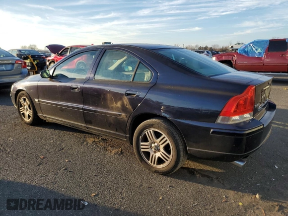 2005 Volvo S60 with VIN YV1RH592452471950, listed as a Copart auction lot 81043554 with 169,279 mi miles and Clean Title. Bid and sale history available at carsss.com. Image 2.