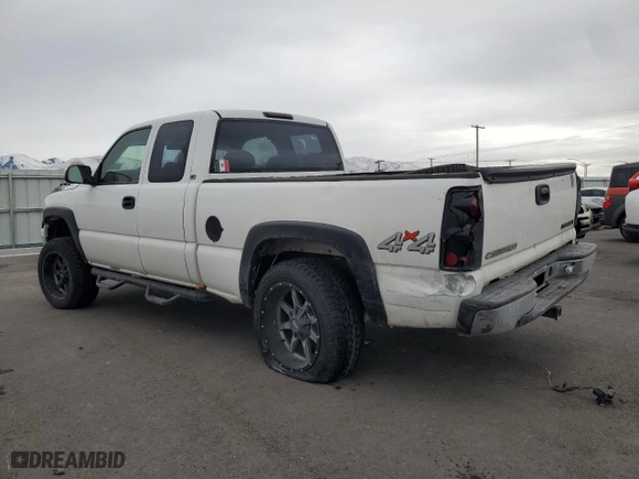 2002 Chevrolet Silverado 1500 LS with VIN 1GCEK19T82Z104382, listed as a Copart auction lot 42391525 with 0 mi miles and Salvage Title. Bid and sale history available at carsss.com. Image 2.
