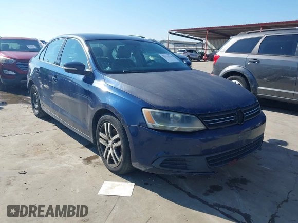 2012 Volkswagen Jetta Sedan SE w/Convenience PZEV with VIN 3VWDP7AJ5CM340319, listed as a IAAI auction lot 41636040 with 164,409 mi miles. Bid and sale history available at carsss.com. Image 1.