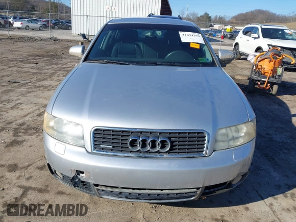 2004 Audi A4 3.0L with VIN WAULT68EX4A011883, listed as a IAAI auction lot 41694203 with 154,968 mi miles. Bid and sale history available at carsss.com. Image 6.