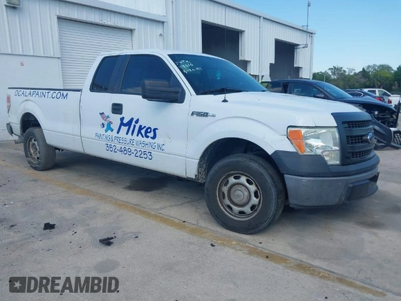 2014 Ford F-150 XL with VIN 1FTFX1CF4EKE57532, listed as a IAAI auction lot 41889726 with 180,698 mi miles. Bid and sale history available at carsss.com. Image 1.