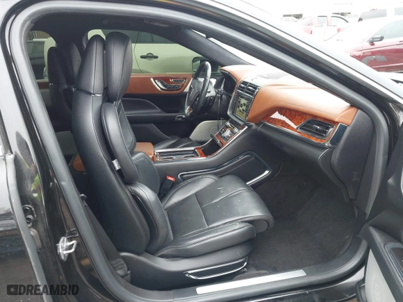 2017 Lincoln Continental Black Label with VIN 1LN6L9BC7H5620318, listed as a IAAI auction lot 41506515 with 97,563 mi miles. Bid and sale history available at carsss.com. Image 5.