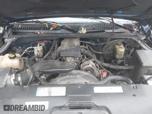 2000 Chevrolet Silverado 1500 with VIN 2GCEC19V0Y1255331, listed as a IAAI auction lot 40441563 with 282,464 mi miles. Bid and sale history available at carsss.com. Image 10.
