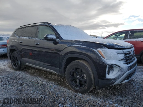 2024 Volkswagen Atlas Peak Edition SE with VIN 1V2CR2CA8RC570034, listed as a Copart auction lot 45377275 with 26,557 mi miles and Salvage title. Bid and sale history available at DreamBid. Image 4.