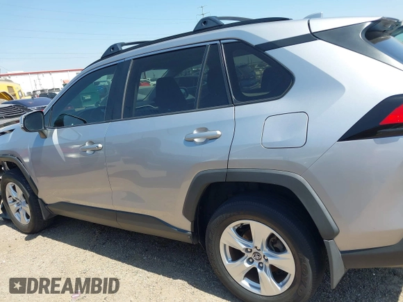 2019 Toyota RAV4 XLE with VIN 2T3W1RFVXKC023834, listed as a IAAI auction lot 41802204 with 78,187 mi miles. Bid and sale history available at carsss.com. Image 15.