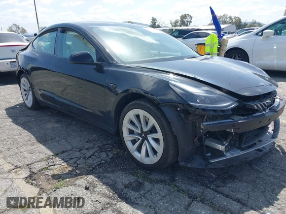2022 Tesla Model 3 with VIN 5YJ3E1EA4NF316127, listed as a IAAI auction lot 41939191 with 30,857 mi miles. Bid and sale history available at carsss.com. Image 1.