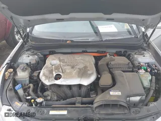 2015 Hyundai Sonata Hybrid Limited with VIN KMHEC4A46FA137237, listed as a IAAI auction lot 41478749 with 125,405 mi miles. Bid and sale history available at carsss.com. Image 10.