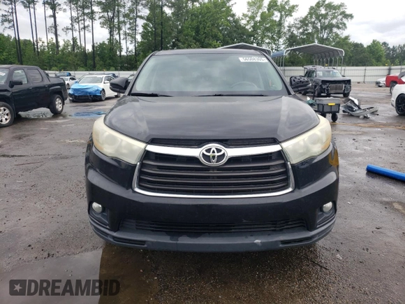 2015 Toyota Highlander LE Plus z VIN 5TDZKRFH0FS064791, wystawiony jako Copart lot #56508305 z przebiegiem 198 873 mil mil oraz Szkoda całkowita • Salvage title. Historia ofert i sprzedaży dostępna na DreamBid. Obrazek 5.