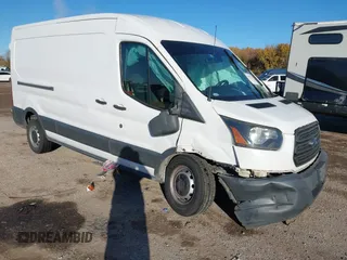 2017 Ford Transit с VIN 1FTYR2CMXHKA39469, выставлен на аукционе IAAI как лот 41052341 с пробегом 153 613 миль миль и . История ставок и продаж доступна на DreamBid. Изображение 1.