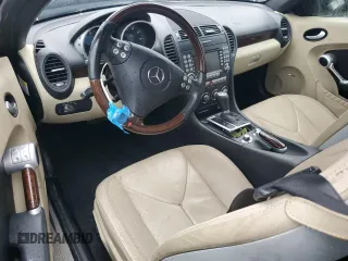 2008 Mercedes-Benz SLK 350 with VIN WDBWK56F48F183732, listed as a Copart auction lot 83390914 with 3,869 mi miles and Clean Title. Bid and sale history available at DreamBid. Image 8.