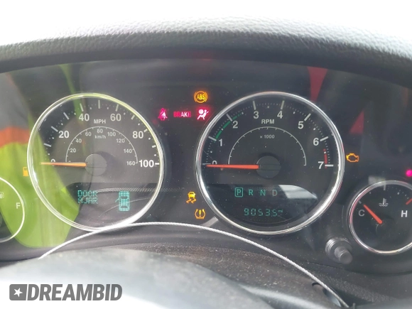 2018 Jeep Wrangler Unlimited Sahara with VIN 1C4BJWEGXJL806832, listed as a IAAI auction lot 42605892 with 90,535 mi miles and . Bid and sale history available at DreamBid. Image 7.