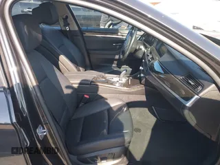2013 BMW 5 Series 528i with VIN WBAXG5C58DD232579, listed as a IAAI auction lot 42137337 with 84,717 mi miles and . Bid and sale history available at DreamBid. Image 5.