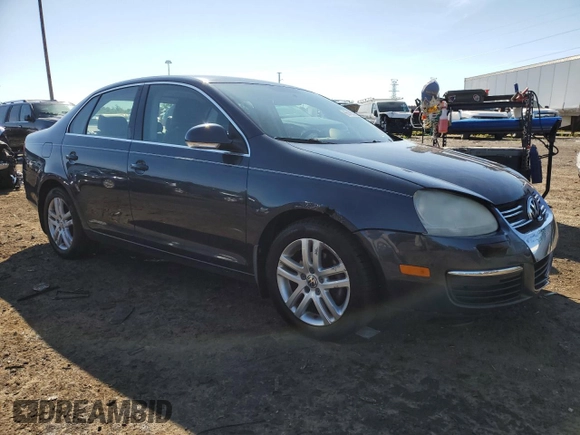 2009 Volkswagen Jetta with VIN 3VWAL71KX9M055857, listed as a Copart auction lot 66105295 with 281,546 mi miles and Clean title. Bid and sale history available at DreamBid. Image 4.