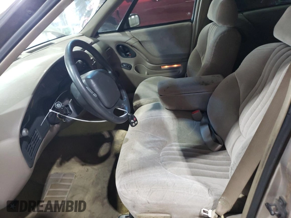 1998 Pontiac Bonneville SE z VIN 1G2HX52K6WH213866, wystawiony jako Copart lot #58358105 z przebiegiem 180 993 mil mil oraz Szkoda całkowita • Salvage title. Historia ofert i sprzedaży dostępna na DreamBid. Obrazek 7.