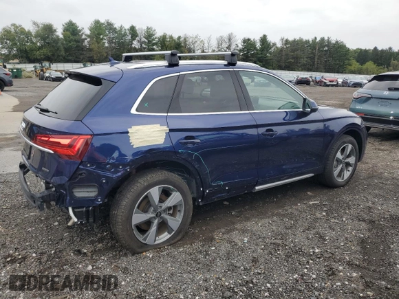 2024 Audi Q5 Premium with VIN WA1ABAFYXR2033441, listed as a Copart auction lot 72028114 with 4,223 mi miles and Salvage Title. Bid and sale history available at carsss.com. Image 3.