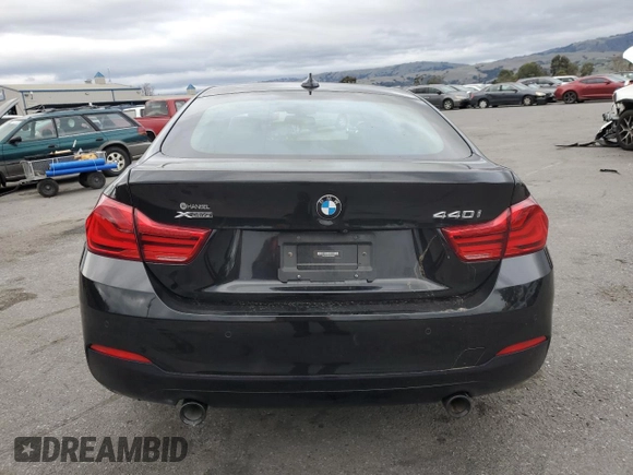 2019 BMW 4 Series 440i xDrive with VIN WBA4J7C5XKBM76520, listed as a Copart auction lot 43834195 with 19,335 mi miles and Salvage Title. Bid and sale history available at carsss.com. Image 6.