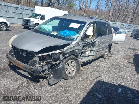 2005 Toyota Sienna CE with VIN 5TDZA23C65S372579, listed as a IAAI auction lot 41934465 with 211,470 mi miles. Bid and sale history available at carsss.com. Image 17.