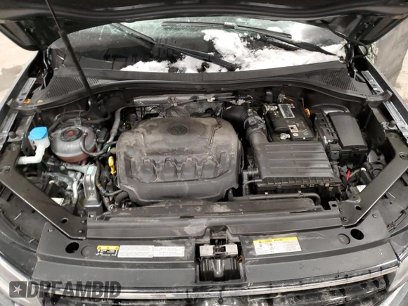 2022 Volkswagen Tiguan SE R-Line Black with VIN 3VV8B7AX3NM095130, listed as a Copart auction lot 88801635 with 49,465 mi miles and Salvage Title. Bid and sale history available at DreamBid. Image 12.