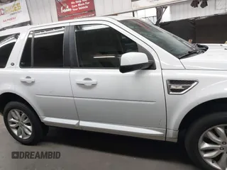 2013 Land Rover LR2 with VIN SALFR2BG6DH338217, listed as a IAAI auction lot 42593902 with 105,943 mi miles and . Bid and sale history available at DreamBid. Image 13.
