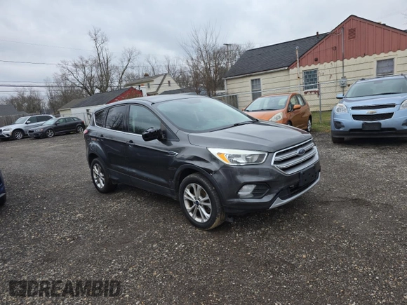 2017 Ford Escape SE with VIN 1FMCU9GD4HUB25615, listed as a Copart auction lot 86084664 with 106,034 mi miles and Clean Title. Bid and sale history available at carsss.com. Image 1.