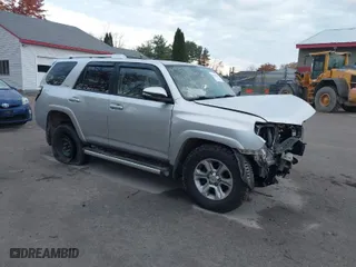 2016 Toyota 4Runner Limited with VIN JTEBU5JRXG5282857, listed as a IAAI auction lot 40674274 with 157,447 mi miles. Bid and sale history available at carsss.com. Image 1.