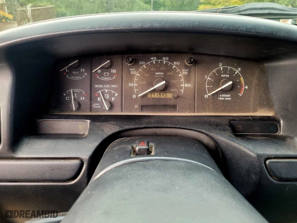 1997 Ford F-250 HD with VIN 3FTHF26F2VMA27004, listed as a Copart auction lot 43172115 with 237,194 mi miles and Clean Title. Bid and sale history available at carsss.com. Image 8.