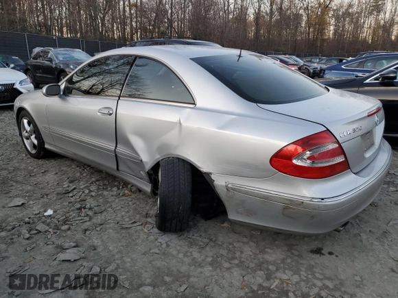 2005 Mercedes-Benz CLK 320 z VIN WDBTJ65J95F150187, wystawiony jako Copart lot #83180484 z przebiegiem 308 530 mil mil oraz Szkoda całkowita • Salvage title. Historia ofert i sprzedaży dostępna na DreamBid. Obrazek 2.