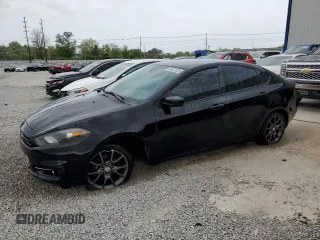 2015 Dodge Dart SXT z VIN 1C3CDFBB7FD414580, wystawiony jako Copart lot #54601525 z przebiegiem 130 070 mil mil oraz Szkody całkowita. Historia ofert i sprzedaży dostępna na DreamBid. Obrazek 1.