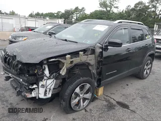 2021 Jeep Cherokee Limited z VIN 1C4PJMDX8MD121545, wystawiony jako IAAI lot #42706490 z przebiegiem 154 382 mil mil oraz . Historia ofert i sprzedaży dostępna na DreamBid. Obrazek 6.