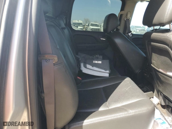 2013 Chevrolet Avalanche LTZ with VIN 3GNMCGE0XDG321451, listed as a Copart auction lot 47413935 with 174,216 mi miles and Salvage Title. Bid and sale history available at carsss.com. Image 10.