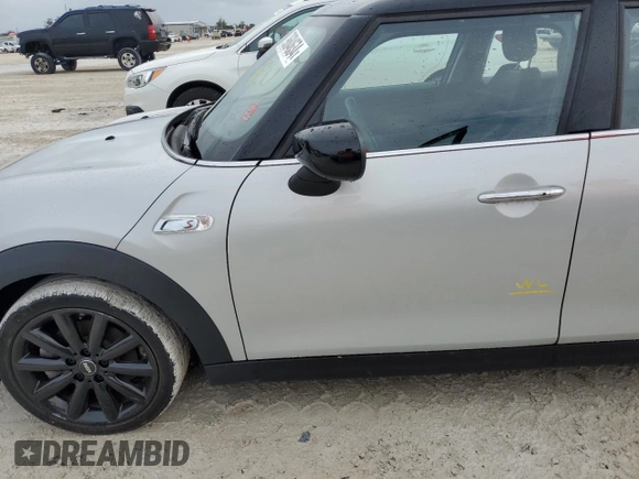 2021 MINI Hardtop 4 Door Cooper S with VIN WMWXU9C0XM2P38902, listed as a Copart auction lot 79684634 with Not provided miles and Non repairable. Bid and sale history available at DreamBid. Image 12.