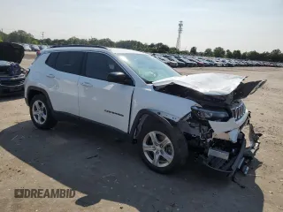 2023 Jeep Compass Latitude z VIN 3C4NJDBN6PT562209, wystawiony jako Copart lot #59638715 z przebiegiem 45 360 mil mil oraz Szkoda całkowita • Salvage title. Historia ofert i sprzedaży dostępna na DreamBid. Obrazek 4.