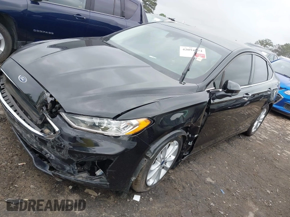2020 Ford Fusion SE z VIN 3FA6P0HD5LR178607, wystawiony jako IAAI lot #42094774 z przebiegiem 123 341 mil mil oraz . Historia ofert i sprzedaży dostępna na DreamBid. Obrazek 2.