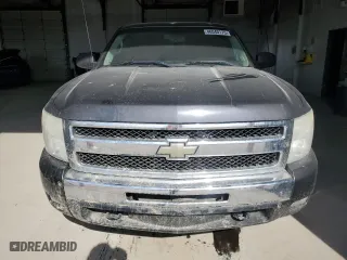 2011 Chevrolet Silverado 1500 LT with VIN 1GCRKSE30BZ227249, listed as a Copart auction lot 46040175 with 328,275 mi miles and Salvage Title. Bid and sale history available at carsss.com. Image 5.