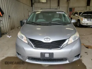 2013 Toyota Sienna LE AAS with VIN 5TDKK3DC5DS290764, listed as a Copart auction lot 60247735 with 143,014 mi miles and Clean title. Bid and sale history available at DreamBid. Image 5.