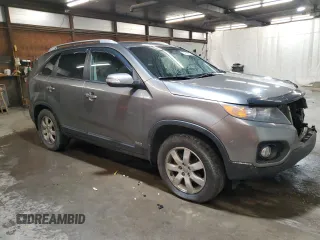 2013 Kia Sorento LX with VIN 5XYKTCA64DG327313, listed as a Copart auction lot 52108515 with 147,762 mi miles and Salvage Title. Bid and sale history available at carsss.com. Image 4.