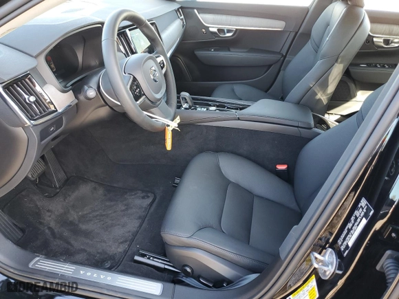 2023 Volvo S90 Plus with VIN LVY062MN0PP351307, listed as a Copart auction lot 40932624 with 6,018 mi miles. Bid and sale history available at carsss.com. Image 7.