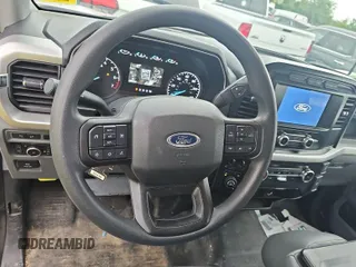 2022 Ford F-150 XL z VIN 1FTFW1EDXNFB38773, wystawiony jako IAAI lot #42851413 z przebiegiem 47 347 mil mil oraz . Historia ofert i sprzedaży dostępna na DreamBid. Obrazek 13.