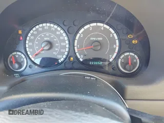 2007 Jeep Liberty Sport with VIN 1J4GK48K77W502284, listed as a IAAI auction lot 41323341 with 223,050 mi miles. Bid and sale history available at carsss.com. Image 7.