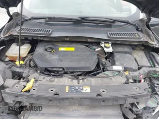 2016 Ford Escape SE z VIN 1FMCU0GX7GUC39581, wystawiony jako IAAI lot #41723962 z przebiegiem 102 568 mil mil oraz . Historia ofert i sprzedaży dostępna na DreamBid. Obrazek 10.