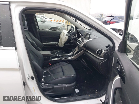 2019 Mitsubishi Eclipse Cross SE with VIN JA4AT5AA9KZ011622, listed as a IAAI auction lot 40920892 with 33,669 mi miles and . Bid and sale history available at DreamBid. Image 5.