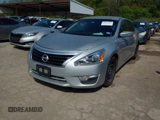 2014 Nissan Altima S with VIN 1N4AL3AP5EN255056, listed as a IAAI auction lot 41927452 with 161,229 mi miles and . Bid and sale history available at DreamBid. Image 2.