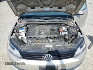 2012 Volkswagen Jetta SE с VIN 3VWDP7AJ0CM456267, выставлен на аукционе Copart как лот 58436325 с пробегом 102 948 миль миль и Списание • Salvage title. История ставок и продаж доступна на DreamBid. Изображение 11.