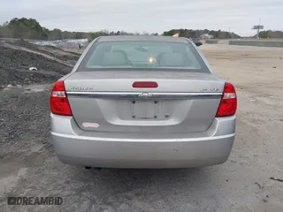 2007 Chevrolet Malibu LS w/2FL with VIN 1G1ZS58N87F290017, listed as a IAAI auction lot 41513640 with 202,007 mi miles. Bid and sale history available at carsss.com. Image 17.