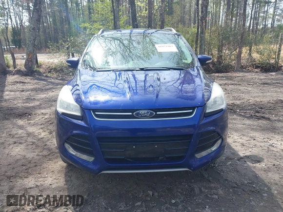 2014 Ford Escape Titanium with VIN 1FMCU9J94EUC38996, listed as a IAAI auction lot 41952267 with 211,375 mi miles. Bid and sale history available at carsss.com. Image 12.
