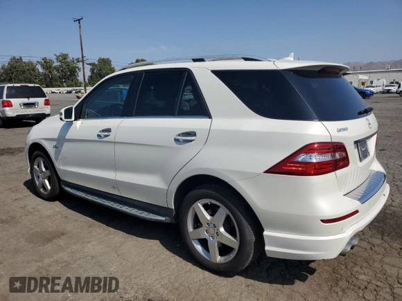 2013 Mercedes-Benz M 550 with VIN 4JGDA7DB8DA198390, listed as a Copart auction lot 62422525 with 121,954 mi miles and Clean title. Bid and sale history available at DreamBid. Image 2.