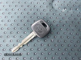 2008 Toyota Yaris с VIN JTDJT923885164909, выставлен на аукционе IAAI как лот 42485553 с пробегом 215 765 миль миль и . История ставок и продаж доступна на DreamBid. Изображение 11.