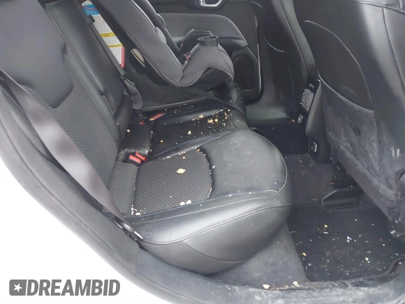 2023 Jeep Compass Latitude with VIN 3C4NJDBN6PT556992, listed as a IAAI auction lot 41226965 with 22,300 mi miles and . Bid and sale history available at DreamBid. Image 8.